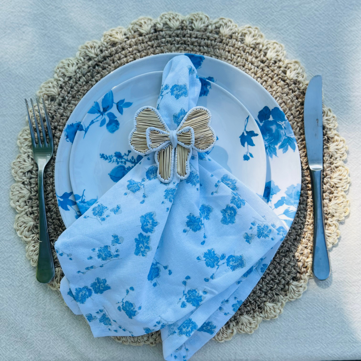Cottage Florals Blue Dinner Napkins, Set of 4