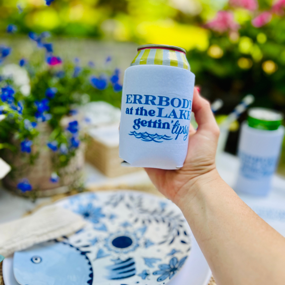 Errbody At The Lake Gettin' Tipsy Can Cooler