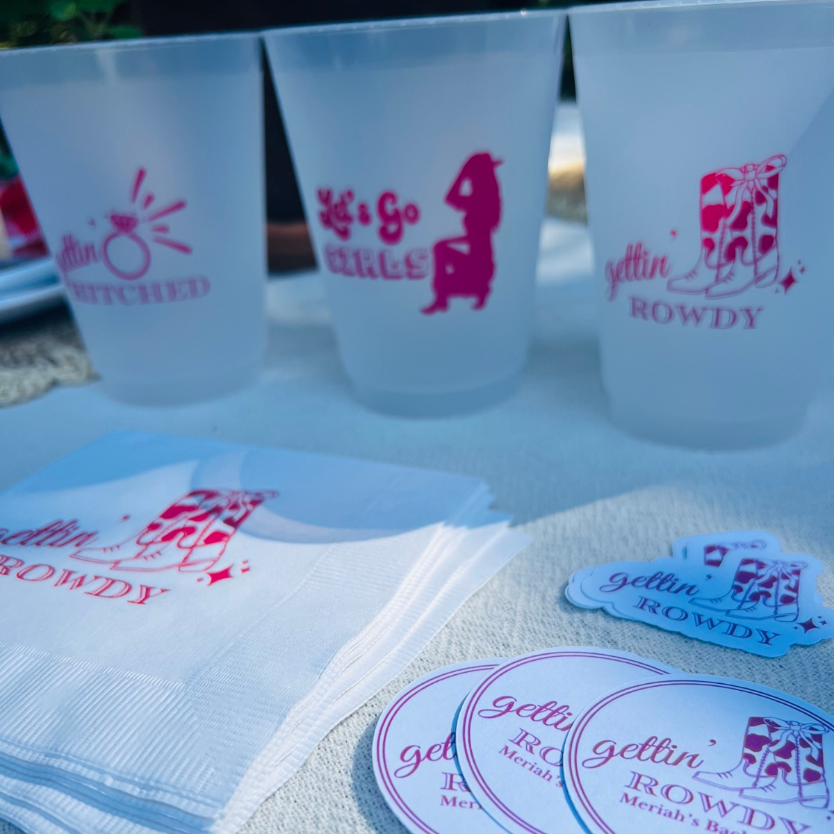 "Let's Go Girls" Frosted Drinking Cups For Country Western Bachelorette, 16oz