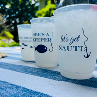 "She's A Keeper" Cocktail Frosted Drinking Cups, 16oz