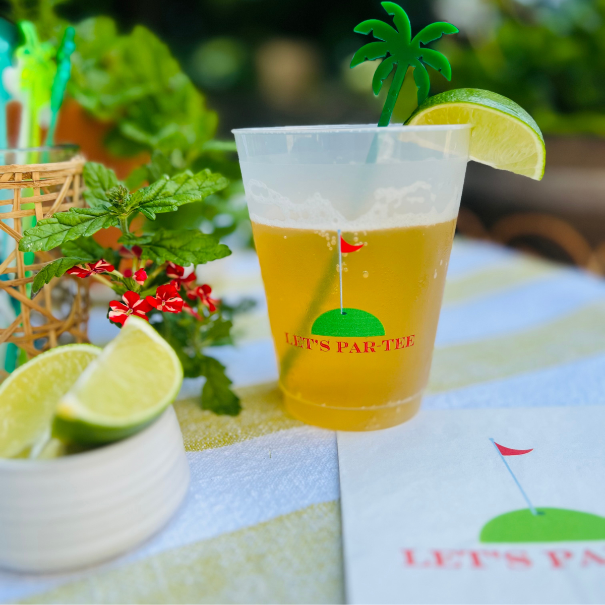 Sunshine Daisy Golf Cocktail Napkins