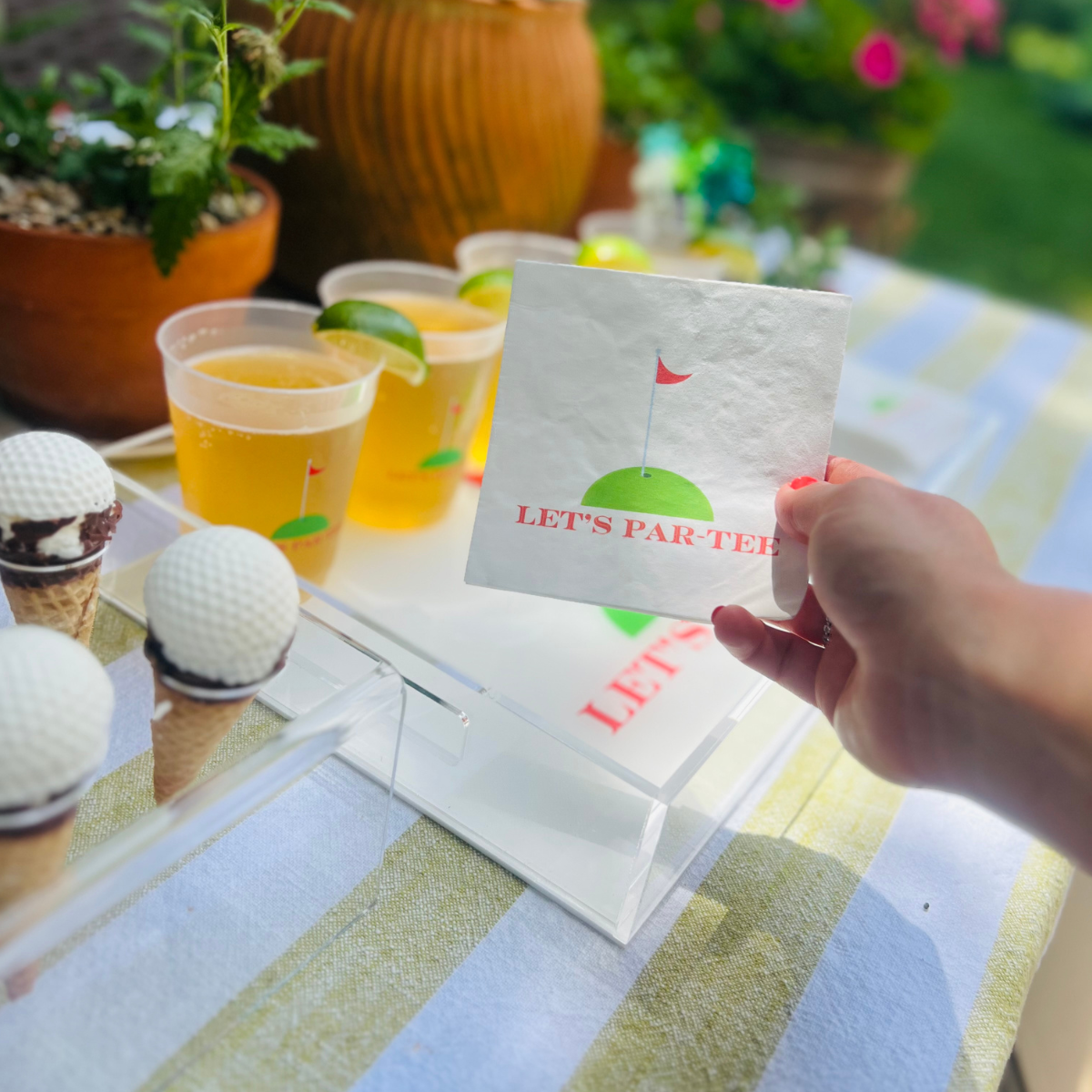 Sunshine Daisy Golf Cocktail Napkins - Thumbnail 2
