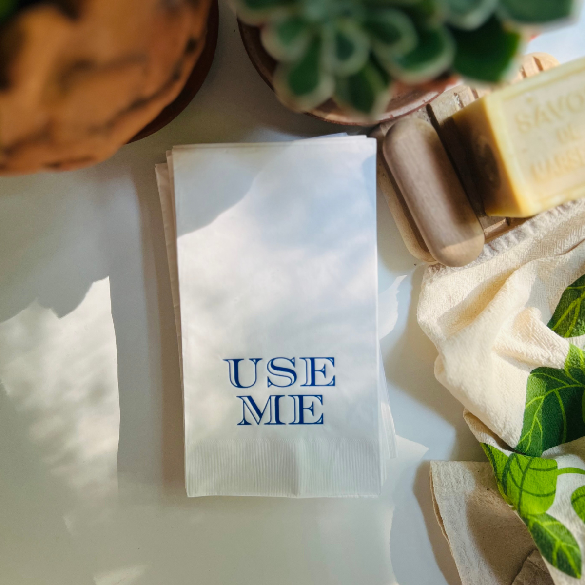 Use Me Blue Foil Paper Guest Towels, Pack of 30